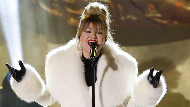Kelly Clarkson Says She’s Getting Put Into ‘Tight S**t’ After She ‘Lost Weight’