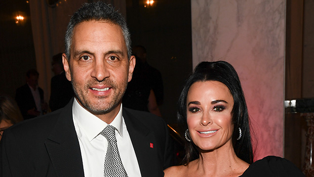 Kyle Richards Addresses Cheating Speculation Amid Mauricio Umansky Split in Emotional Talk With Erika Jayne: Watch