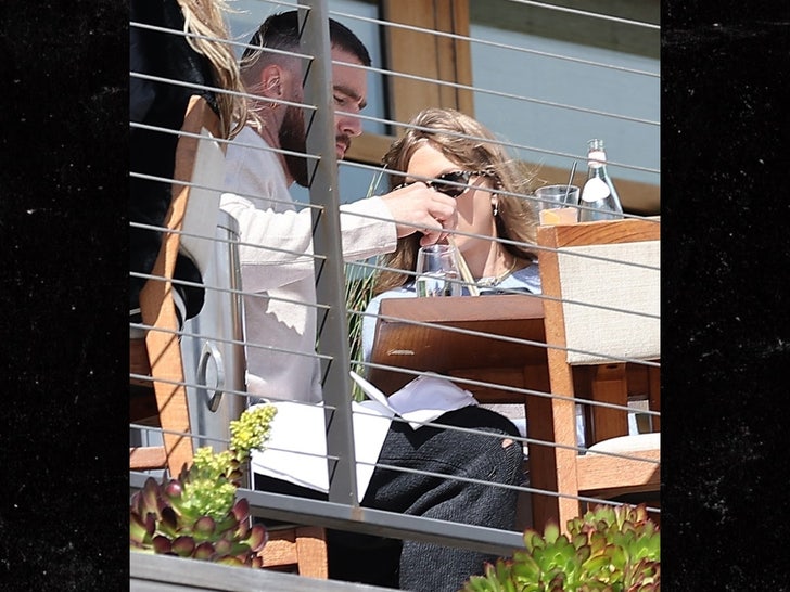 Taylor Swift and Travis Kelce Get pleasure from Lunch Date at Nobu Malibu