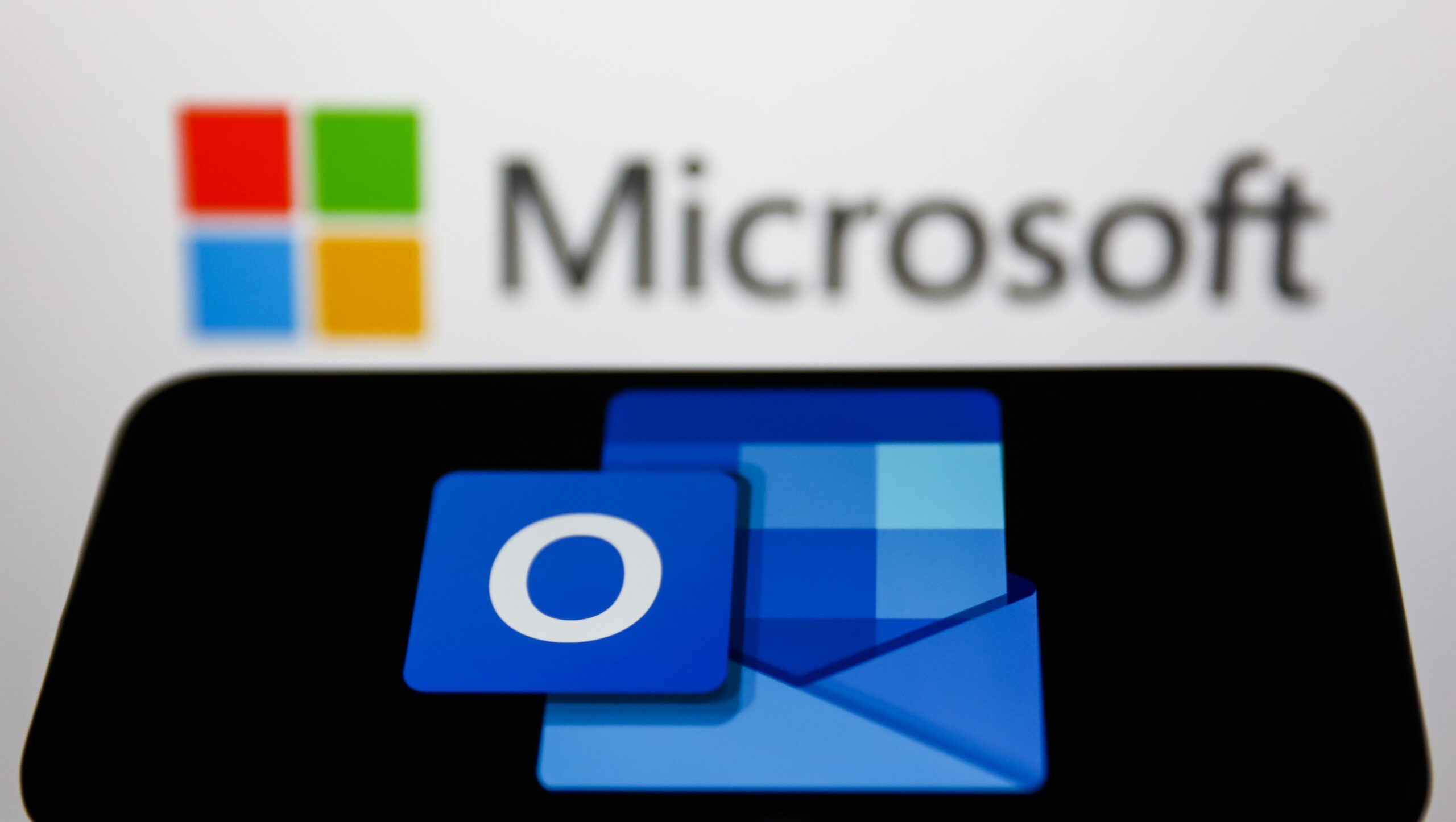 Microsoft Outlook’s Status: Is the Email Application Working Now?