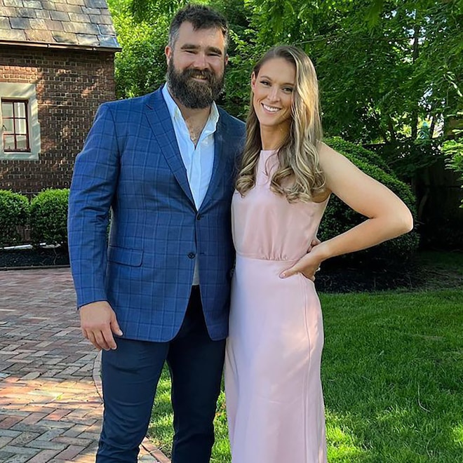 Jason Kelce’s Wife Kylie Kelce Is Pregnant, Expecting Baby No. 4