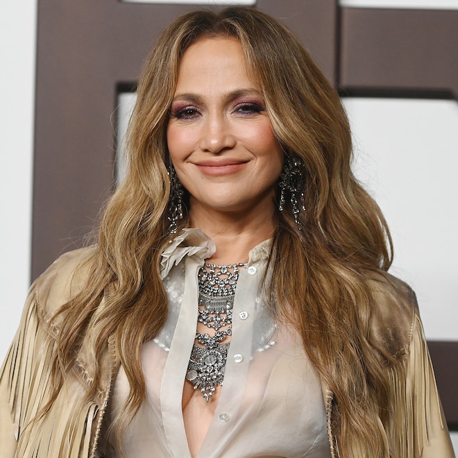 How Jennifer Lopez Celebrated Thanksgiving After Ben Affleck Split