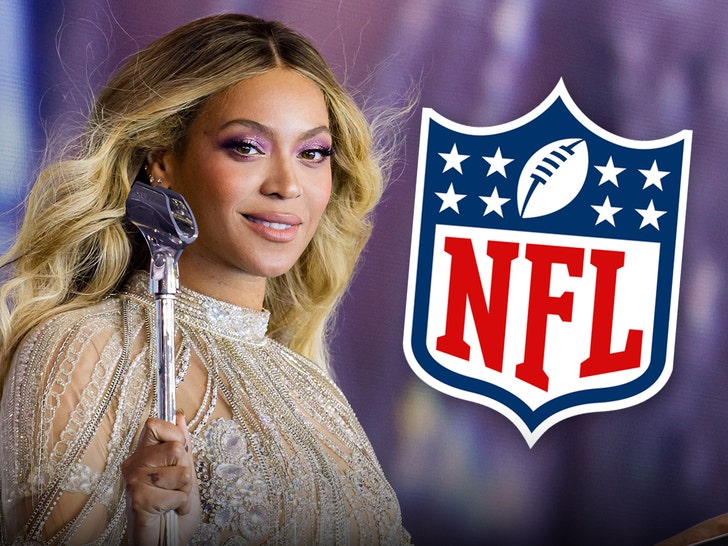 Beyoncé Serves Up Christmas-Cowboy Mash-Up For Netflix’s NFL Gameday