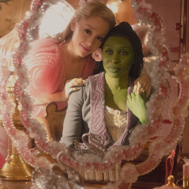 This Wicked Deleted Scene Will Teach You How to Be Popular