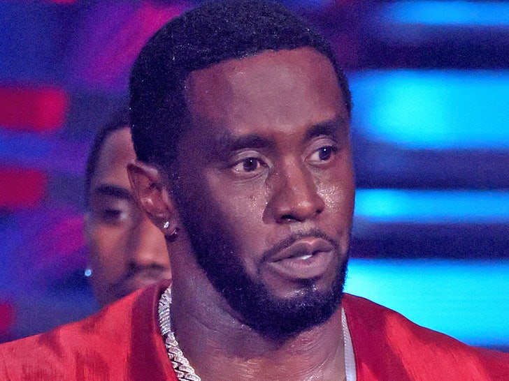 Diddy Allegedly Made Worker Set Up Lodge Rooms With Intercourse Toys, Medicine, Alcohol