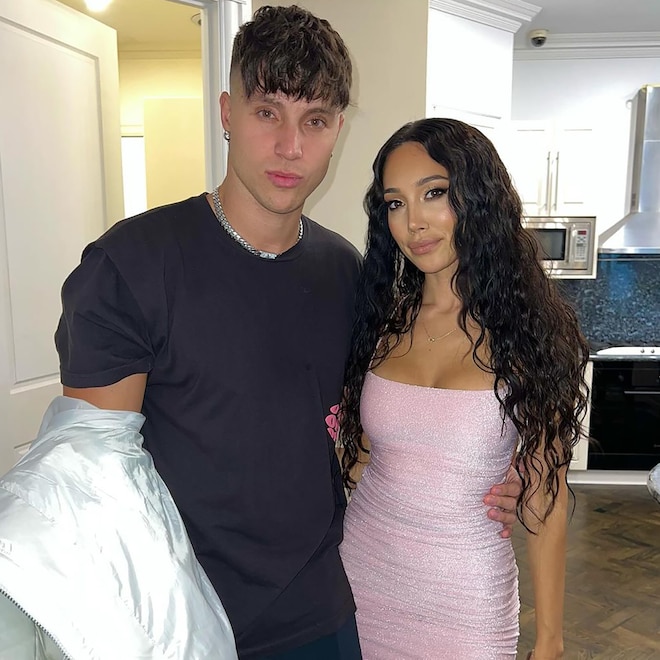 OnlyFans Model Scarlet Vas Gives Birth, Welcomes Baby With Stepbrother