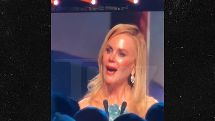 Nicole Kidman Tears Up Over Her Late Mother Throughout Acceptance Speech, Video