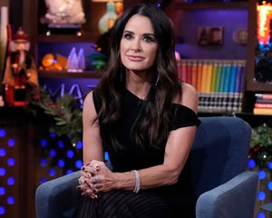 Kyle Richards Shocks RHOBH Forged As She Reveals Her Textual content Trade With Dorit Kemsley’s Ex PK