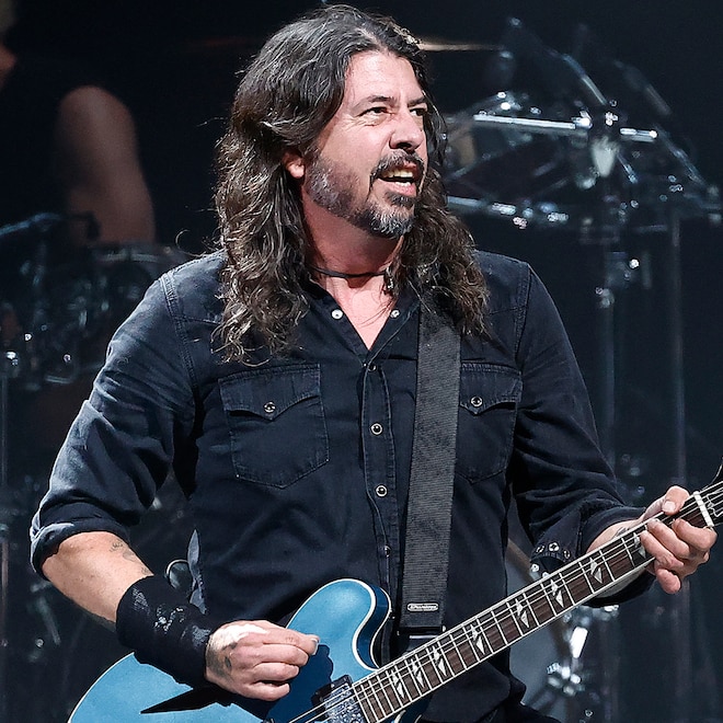 Dave Grohl Supports Families Displaced by Wildfires in Rare Appearance